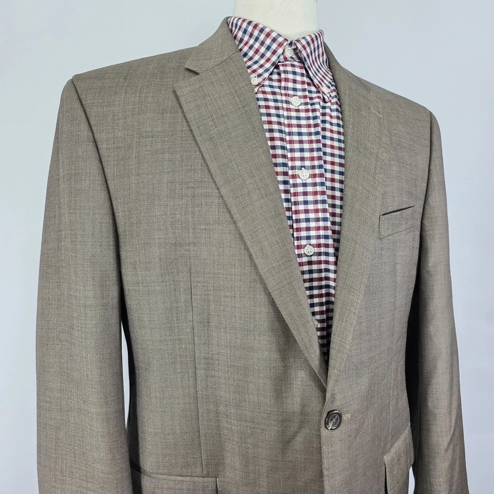 Chaps Men's Sport Coat Blazer Two Button Brown Wool‎ Shark Skin Size 44R